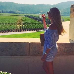 Meet your Posher, Nicole